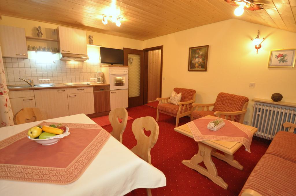 וולגאו Appartementhaus Alpenrose מראה חיצוני תמונה